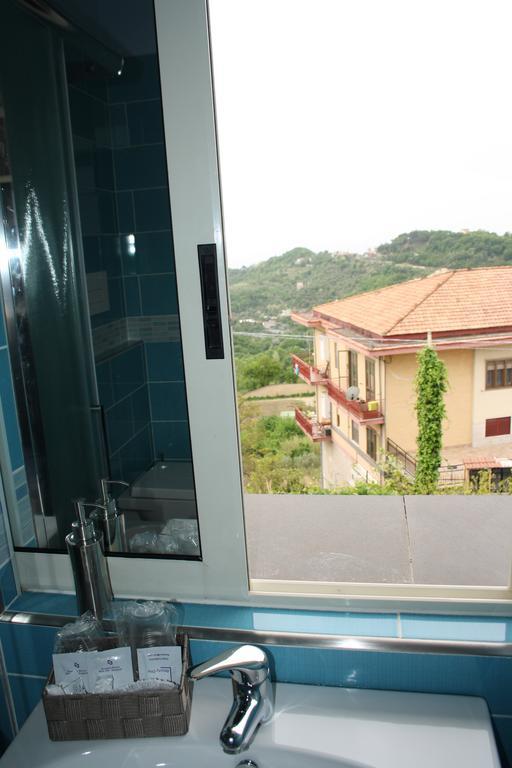 B&B Viale Delle Colline Σαλέρνο Εξωτερικό φωτογραφία