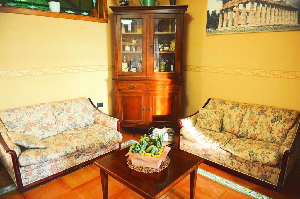B&B Viale Delle Colline Σαλέρνο Εξωτερικό φωτογραφία